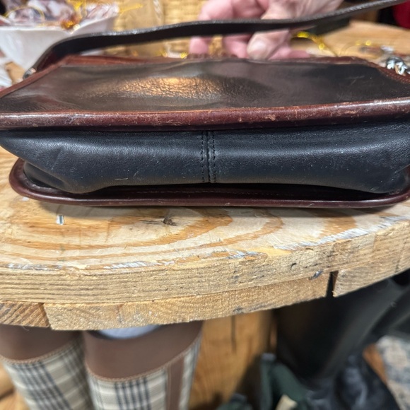 Brighton croc leather cross body - Picture 3 of 5